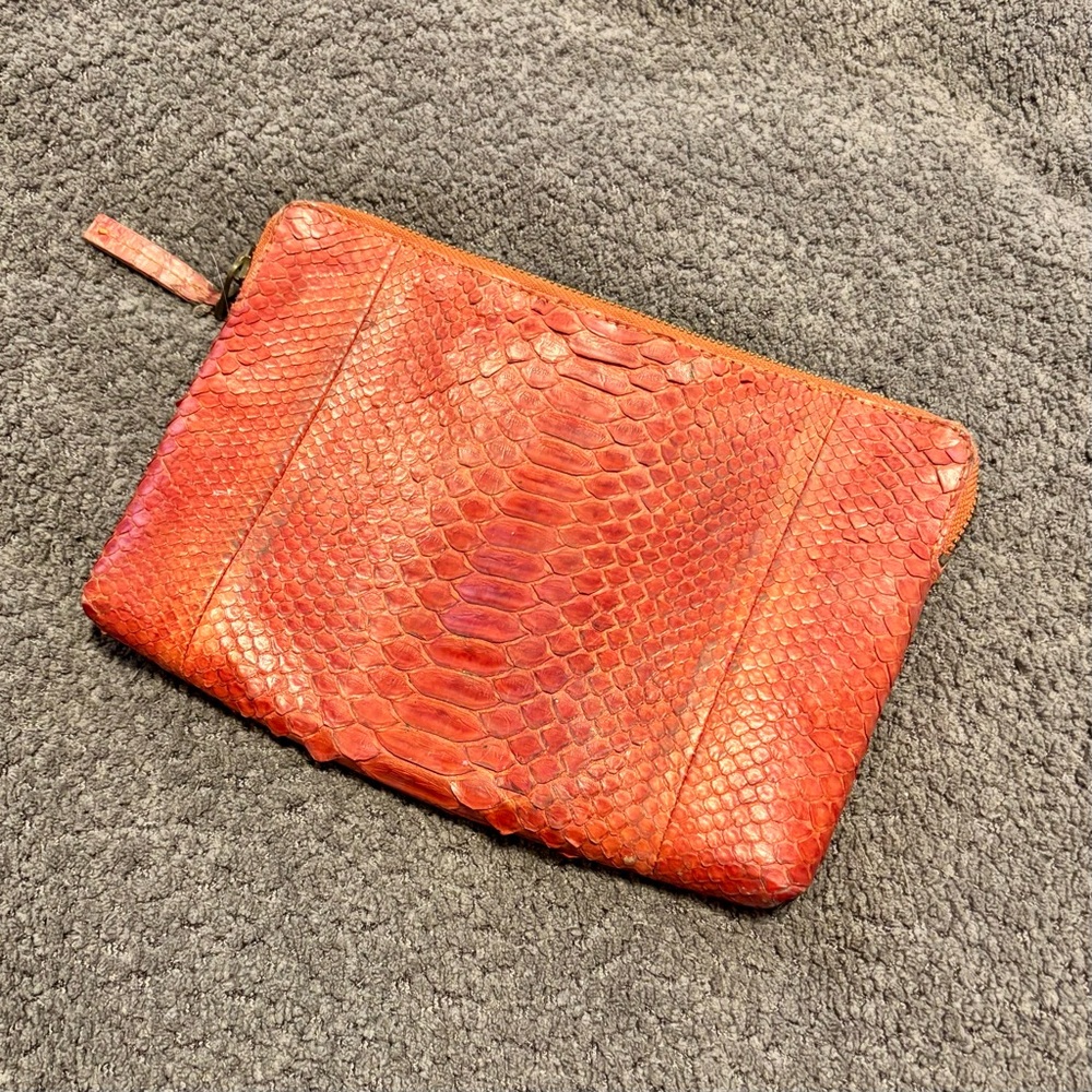 Johnny Ramli Designer Red Snakeskin Zip Bag/Clutch - Picture 8 of 16